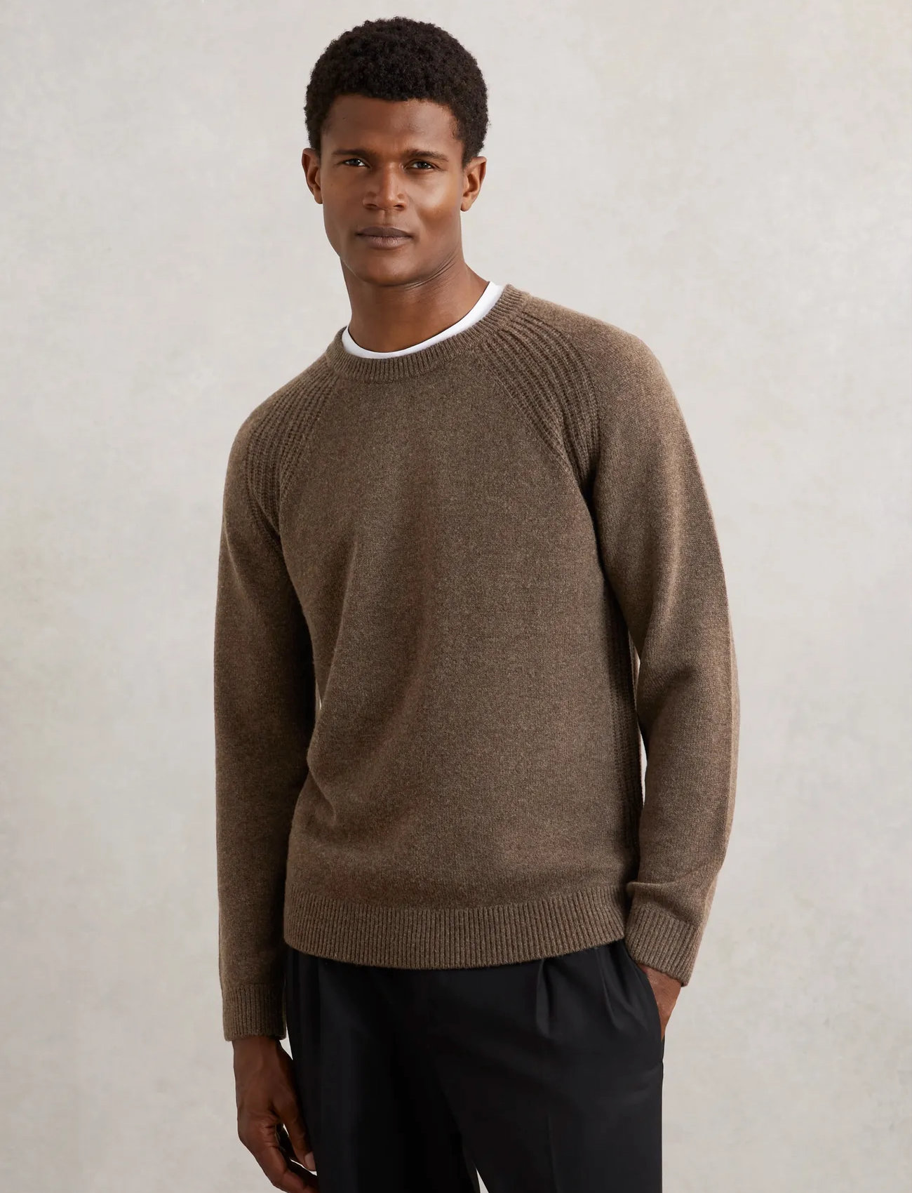 Reiss Foulton, S, Brown, Strik > Runde Halse, Herre