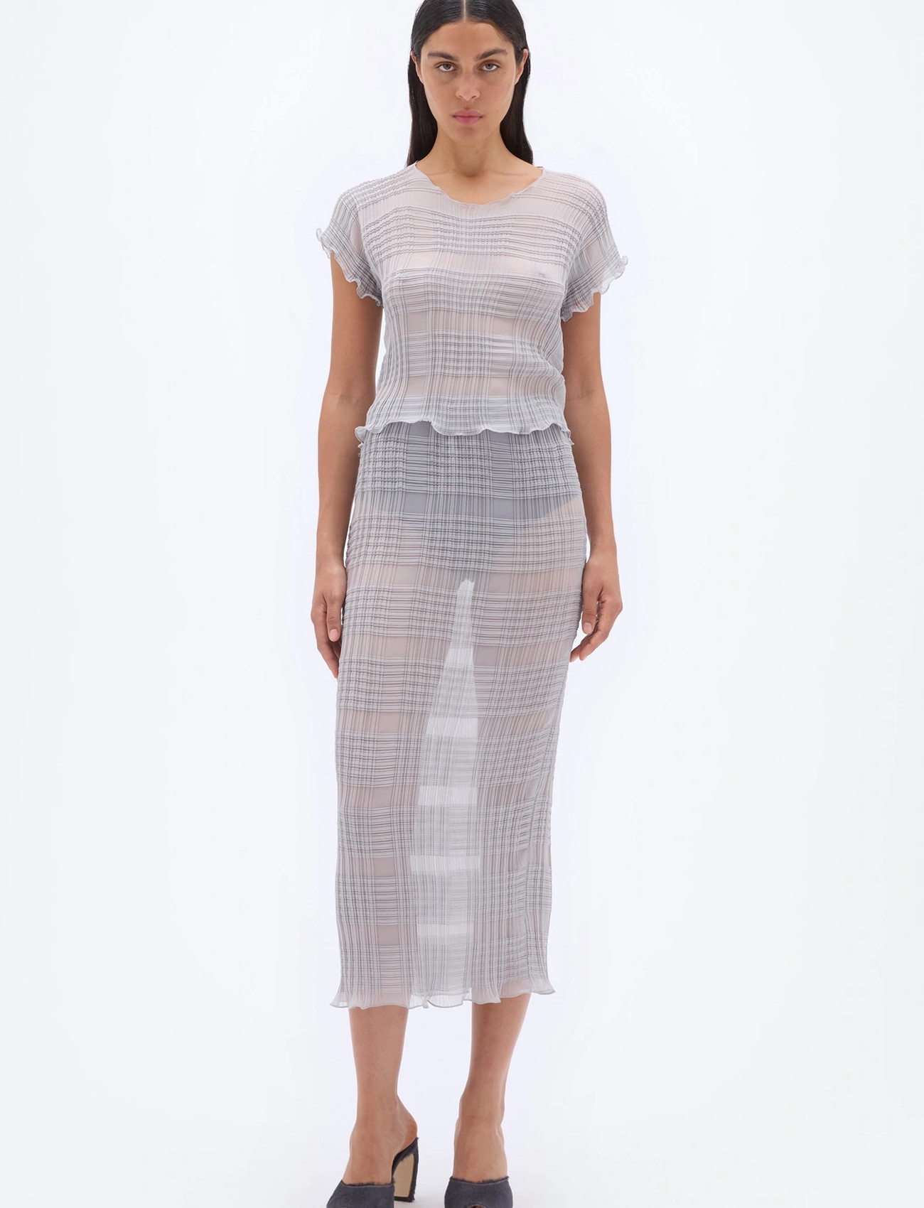 REMAIN Birger Christensen Pleated Chiffon Top, 36, Grey, T-Shirts & Toppe > Kortærmede, Dame