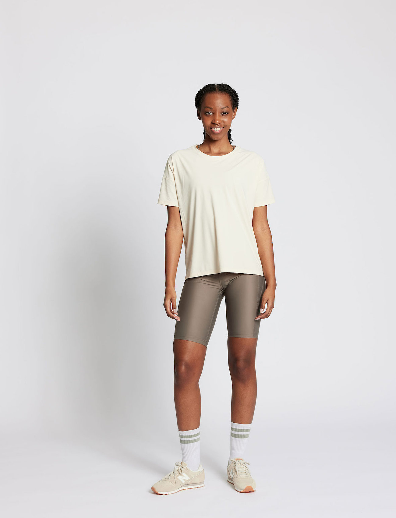 Rethinkit Studios Vela Loose Tee, XL, Beige, Sports Overdele & T-shirts > Sport T-shirts, Dame