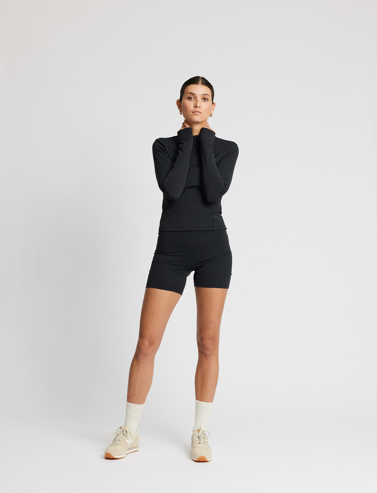 Rethinkit Studios Butter Soft Half Zip True To Body, S, Black, Sweatshirts & Hættetrøjer > Sweatshirts, Dame