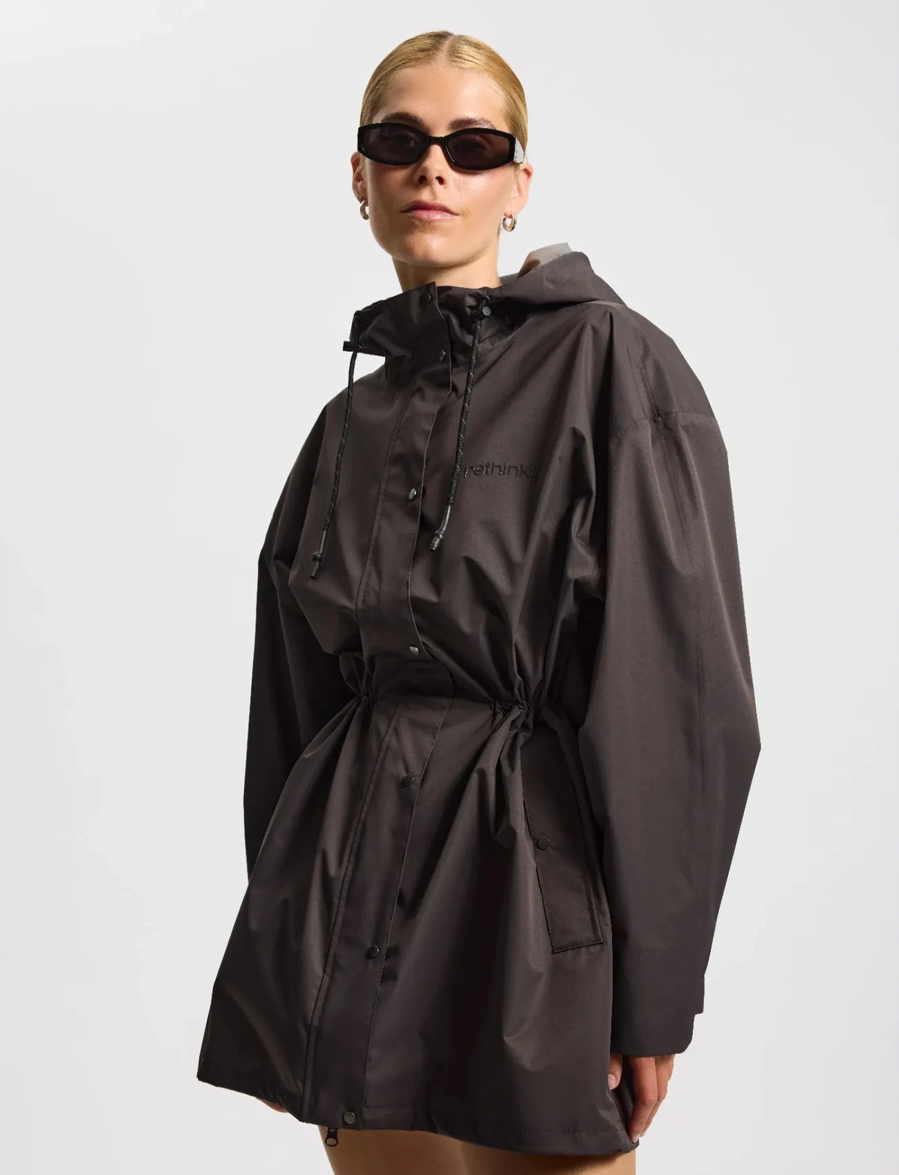 Rethinkit Studios Rainshell Jacket, L, Black, Sport Rainwear > Sport Raincoats, Dame