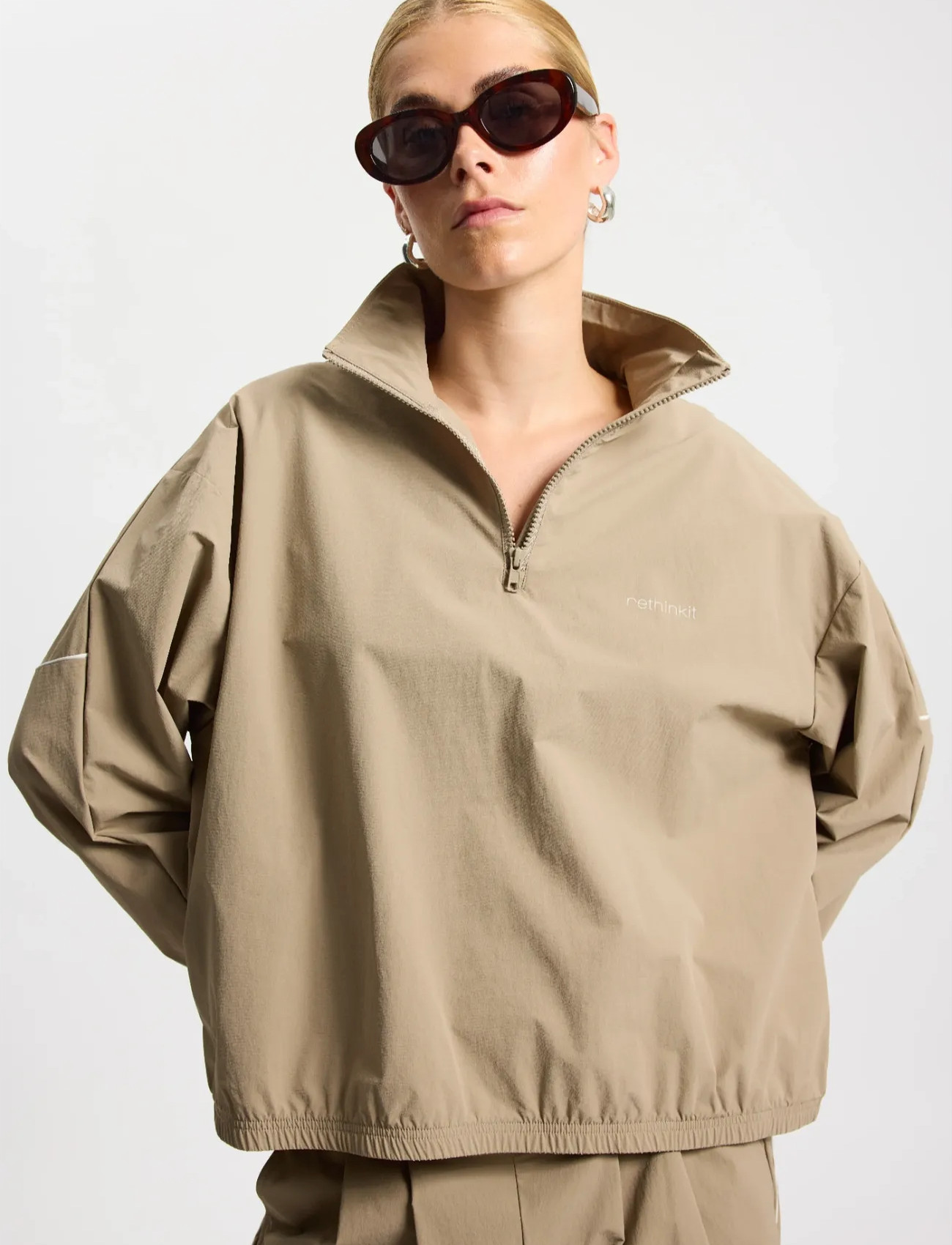 Rethinkit Studios Track Jacket Drift, XL, Beige, Sport Jackets > Sport Casual Jackets, Dame