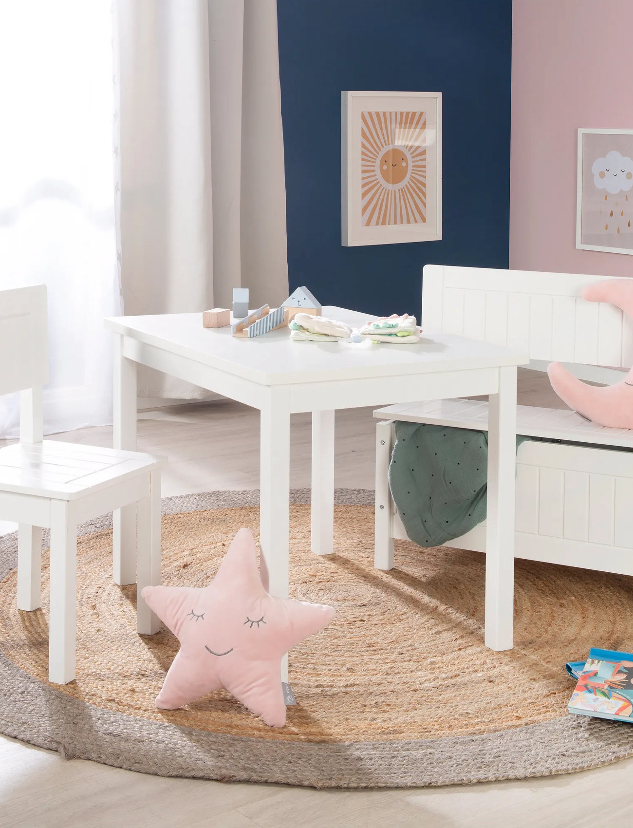 ROBA Wooden Children's Table, One Size, White, Møbler > Borde, Børn