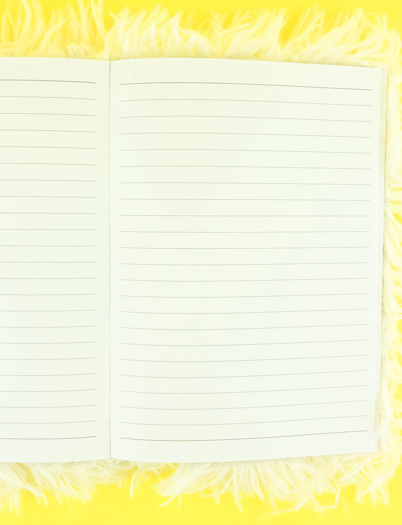 Robetoy Notebook Fluffy Happy Yeti A5, One Size, White, Tegning > Kalendere Og Notesbøger, Børn