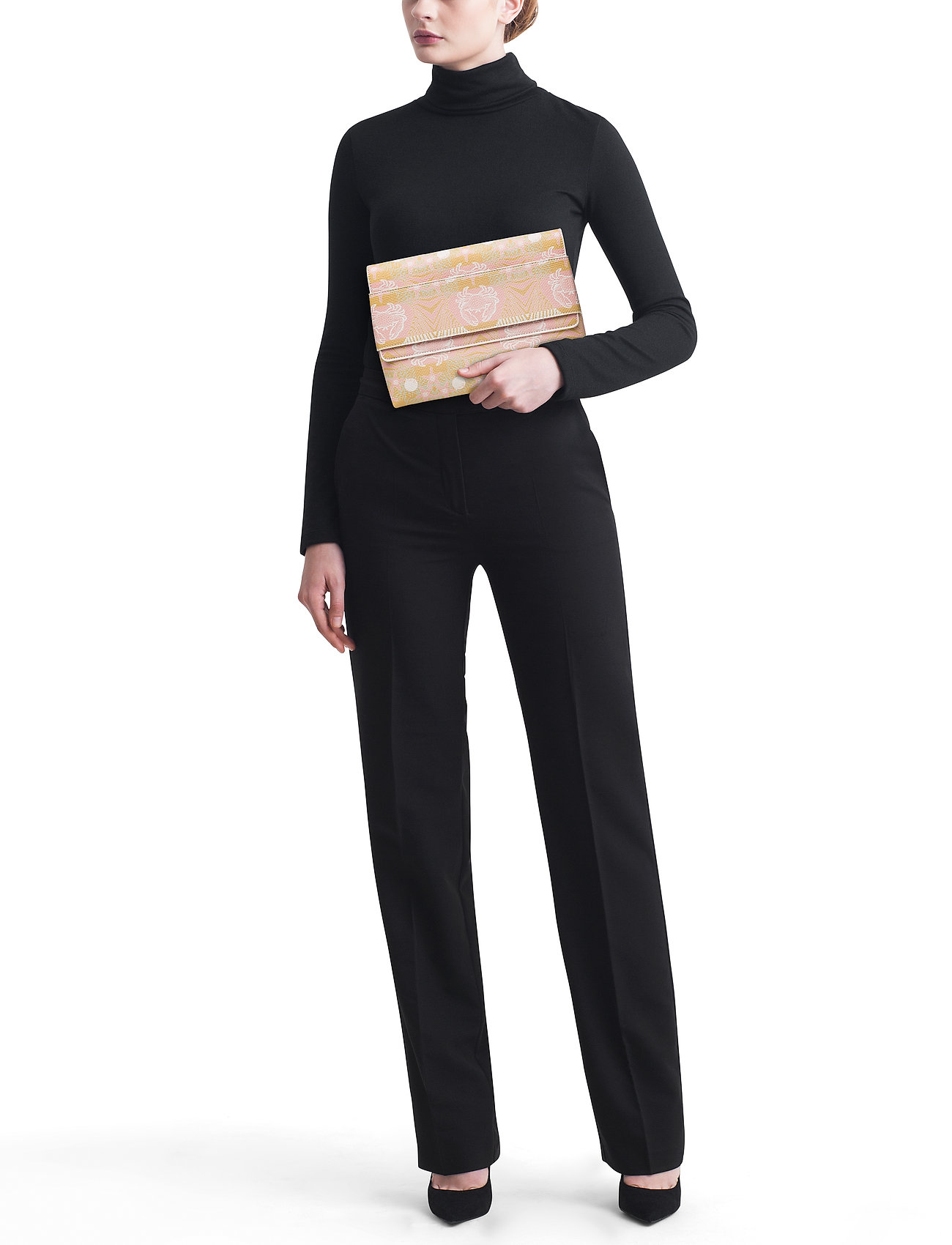 lesbo seksiä miehen kanssa