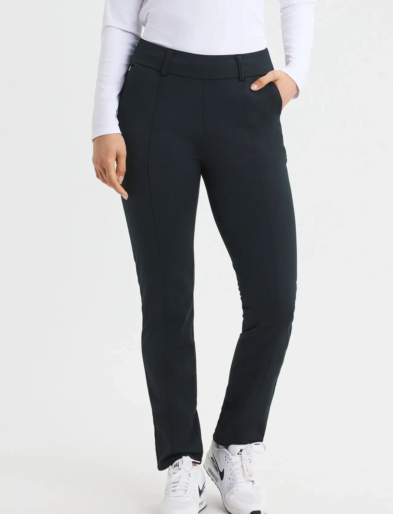 Röhnisch Thermal Stretch Pull On Pants, 40, Black, Sport Pants > Sport Golf Pants, Dame
