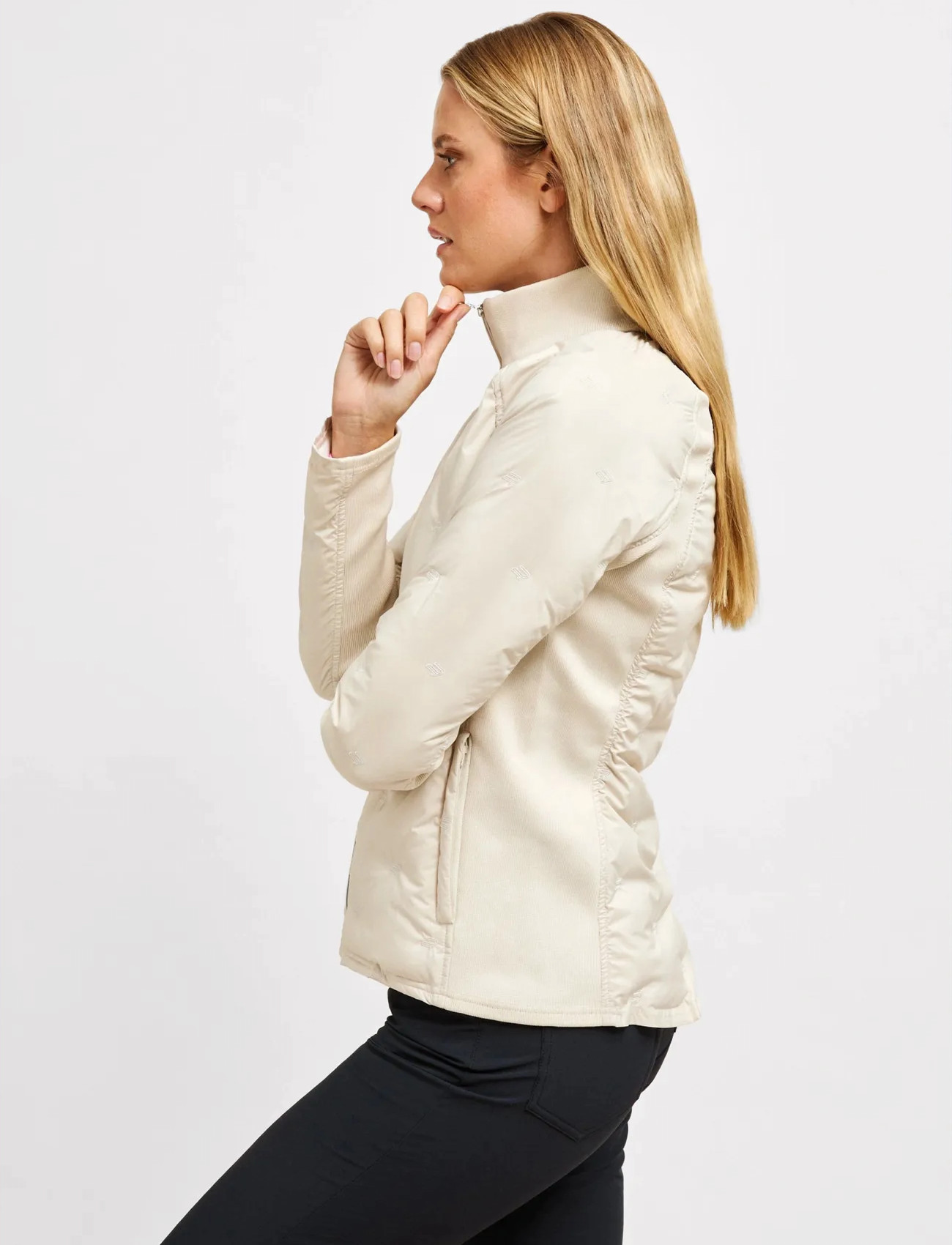Röhnisch Padded Windbreaker Jacket, XS, Beige, Sport Jackets > Sport Golf Jackets, Dame