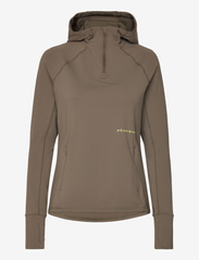Free Motion Half Zip