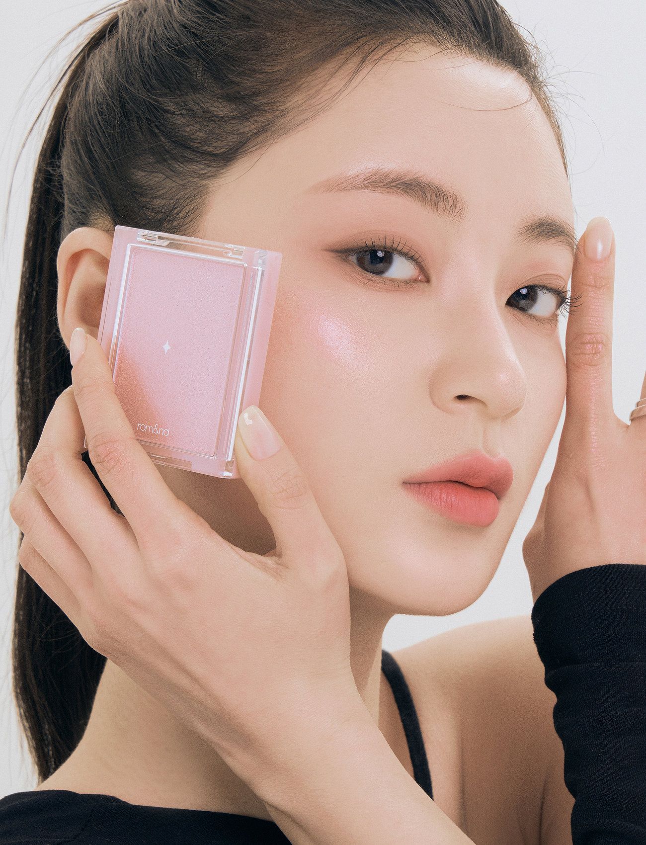 rom&nd Rom&Nd See-Through Veillighter 02 Moonkissed Veil, 5.5 G, Pink, Ansigt > Highlighter, Dame