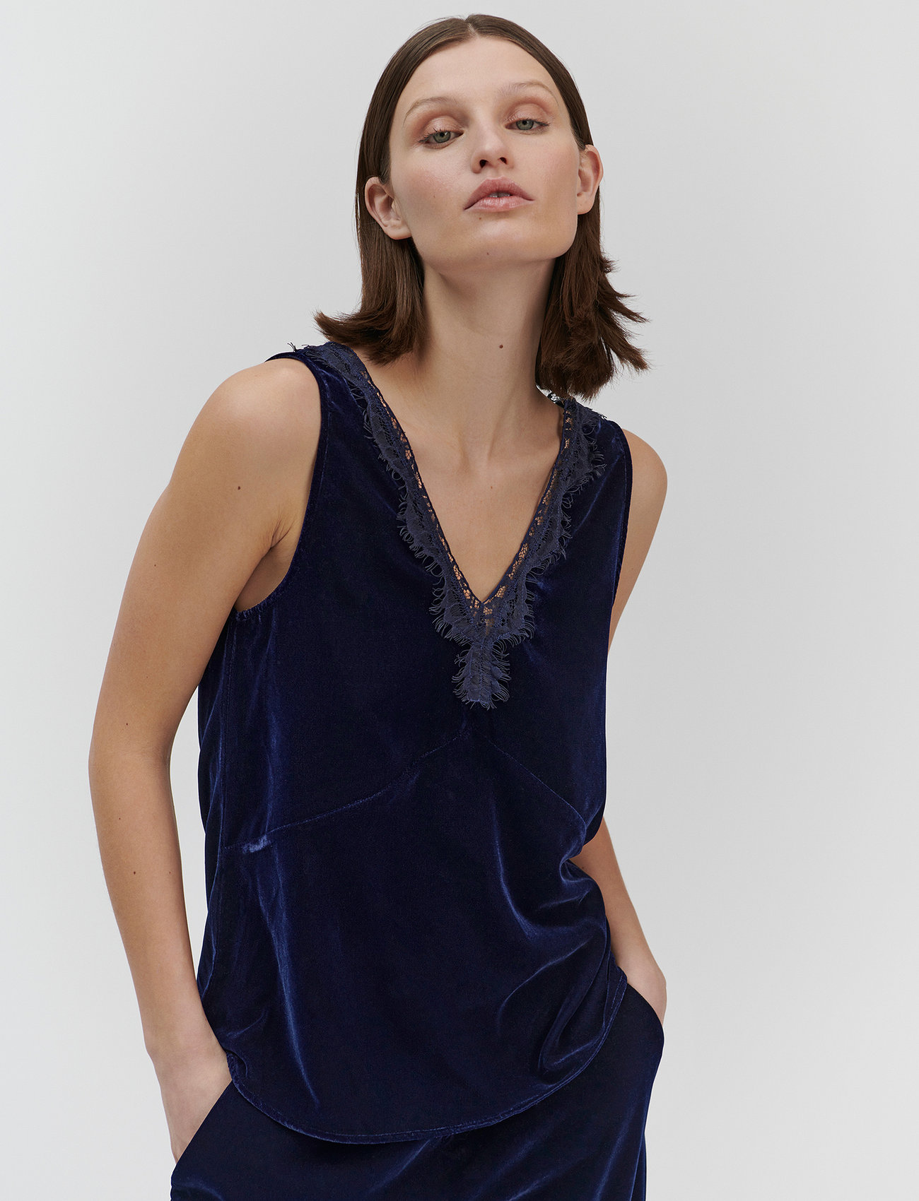 Rosemunde Aomi Lace Top, 38, Navy, Bluser > Uden Ærmer, Dame