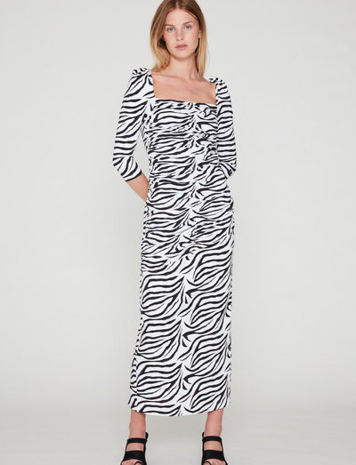 Freya Dress - fodralklänningar - zebra aop