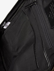 Royal RepubliQ - Sprint Backpack - rucksäcke - olive - 4