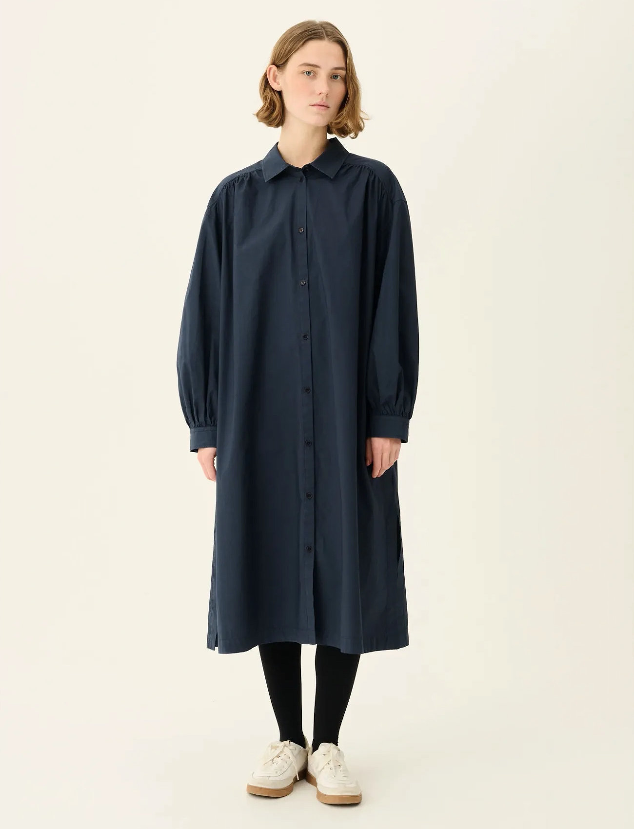 Rue de Tokyo Douka Organic Garment Dyed Poplin, XS, Navy, Kjoler > Knælange Og Midi, Dame