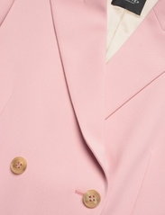 SAND - 3596 - Keiko Dress - dobbeltradede blazere - pink - 2