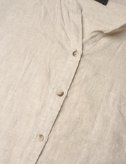 SAND - 3464 - Adria - kortærmede skjorter - off white - 2