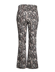 3343 J - Dori B Flared 