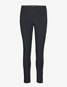 0624 - Arella - BLACK