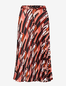 3329 Pliss - Dalilah - MEDIUM RED