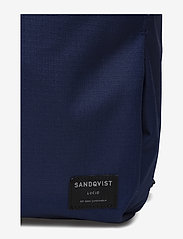 Ivan (Deep Blue) (712.25 kr) SANDQVIST | IVAN DEEP BLUE | Axelband, Ryggsäck, Väskor