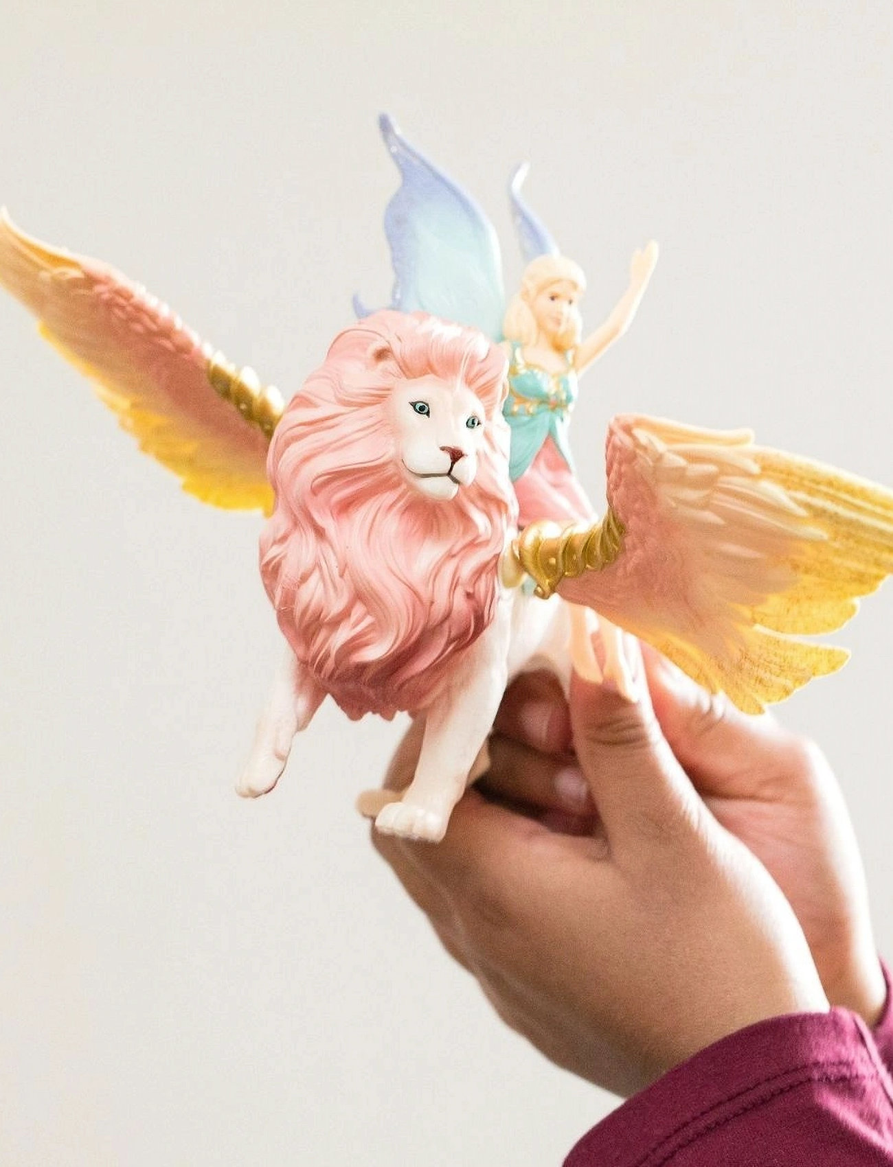 Schleich Schleich Fairy In Flight On Winged Lion, One Size, Multi/patterned, Legesæt & Actionfigurer > Dyr, Børn