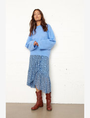 Second Female - Brook Knit Wide Sleeve - tröjor - cornflower blue - 4