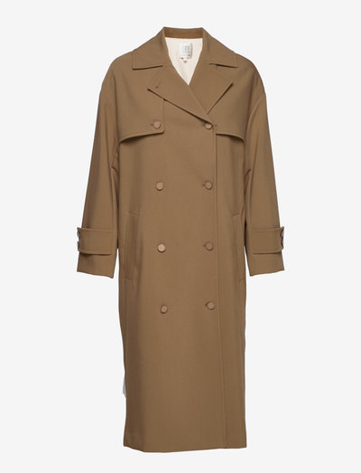 second female spin coat