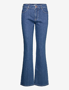 flared 70s jeans