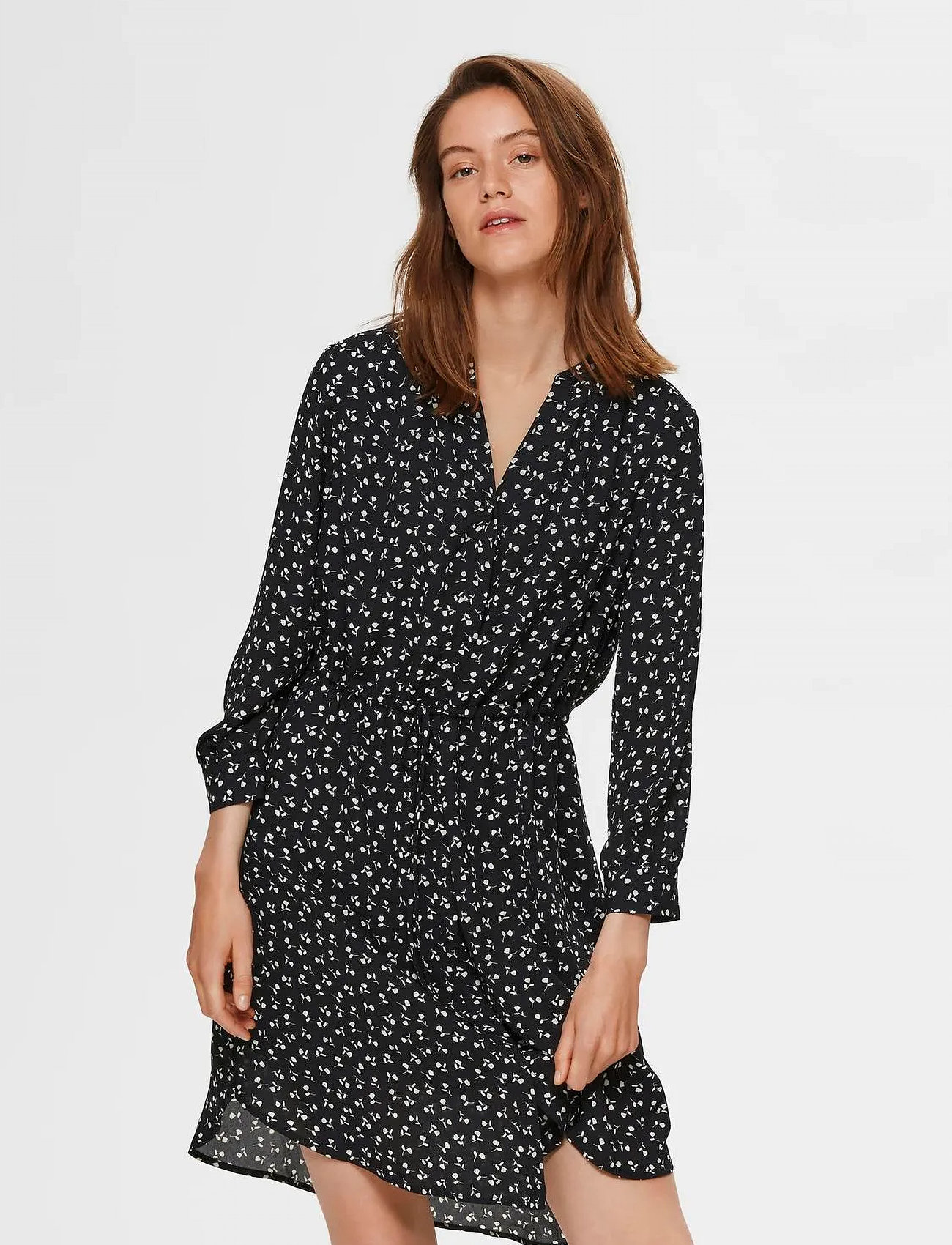 Selected Slfdamina 7/8 Aop Dress B Noos, 36, Black, Kjoler > Kort Kjole, Dame