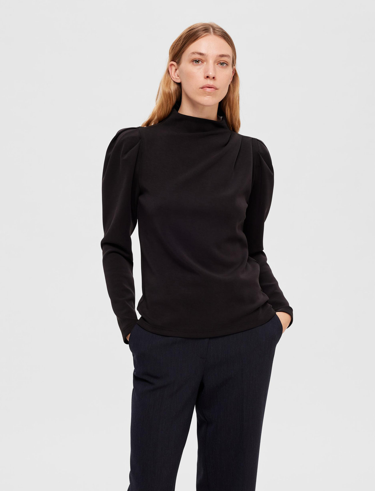 Selected Slffenja Ls T-Neck Top B Noos, L, Black, Bluser > Langærmede, Dame