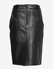 Slfmaily Hw Leather Skirt W Black 1019 40 Kr Selected Femme Boozt Com