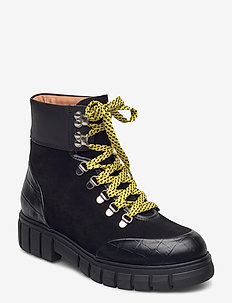 Shoe The Bear Skor för kvinnor,köp sneakers, boots och mer Shoe The Bear Skor för kvinnor,köp sneakers, boots och mer