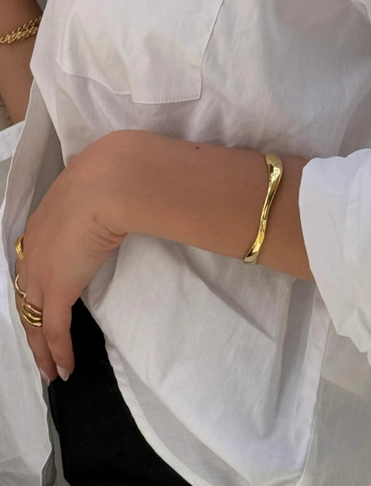 Sistie Wavy - Bracelet Gold-Plated, One Size, Gold, Armbånd > Armringe, Dame