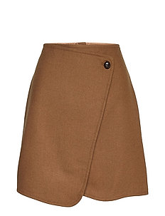 wrap around skirt definition