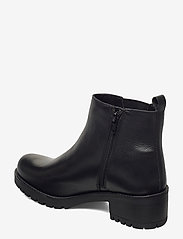 skechers lug nut boots