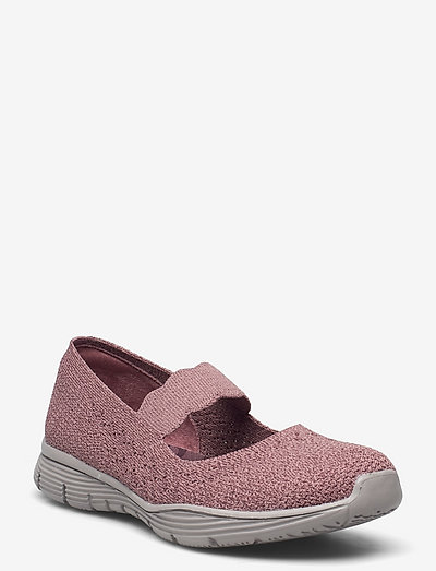 womens skechers slip on sneakers