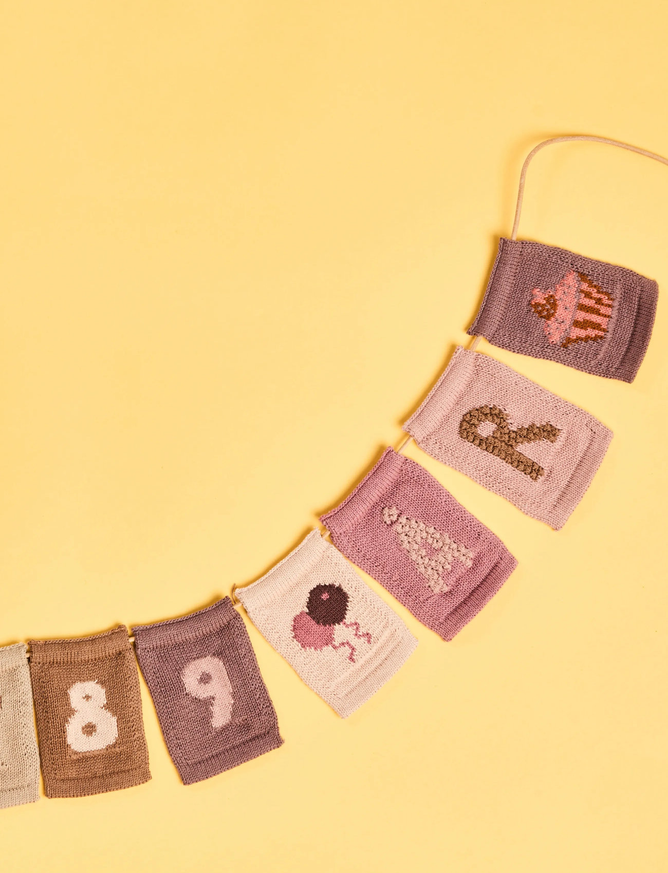 Smallstuff Knitted Flag, 8, Rose, One Size, Brown, Børneindretning > Dekorationstilbehør-Detaljer, Børn