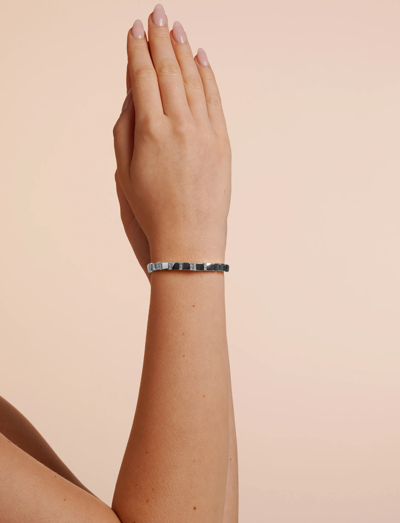 SNÖ of Sweden Brick Small Elastic Crystal Brace S/Clear - Onesize, One Size, Silver, Armbånd > Armringe, Dame
