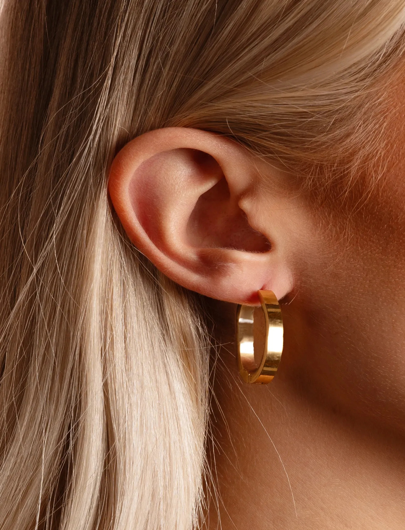 SNÖ of Sweden Liddy Big Ring Ear Plain G-Onesize, One Size, Gold, Øreringe > Creoler, Dame