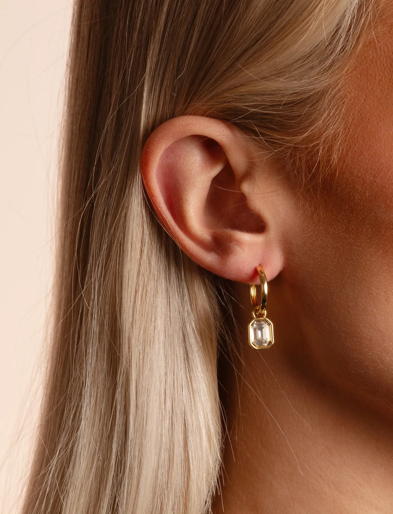 SNÖ of Sweden Cathrine Pendant Ring Ear G/Clear-Onesize, One Size, Gold, Øreringe > Creoler, Dame