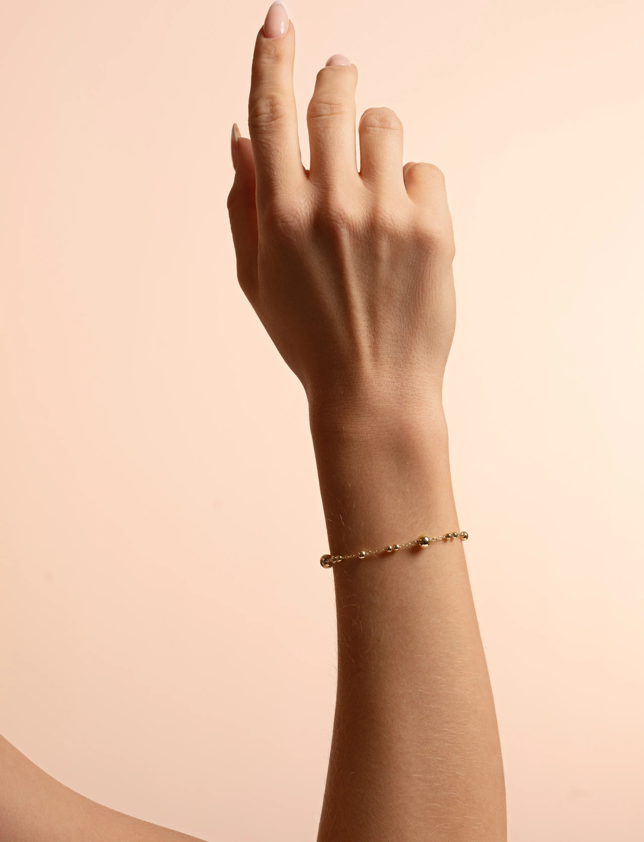 SNÖ of Sweden Bennet Chain Brace Plain G-Onesize, One Size, Gold, Armbånd > Kædearmbånd, Dame