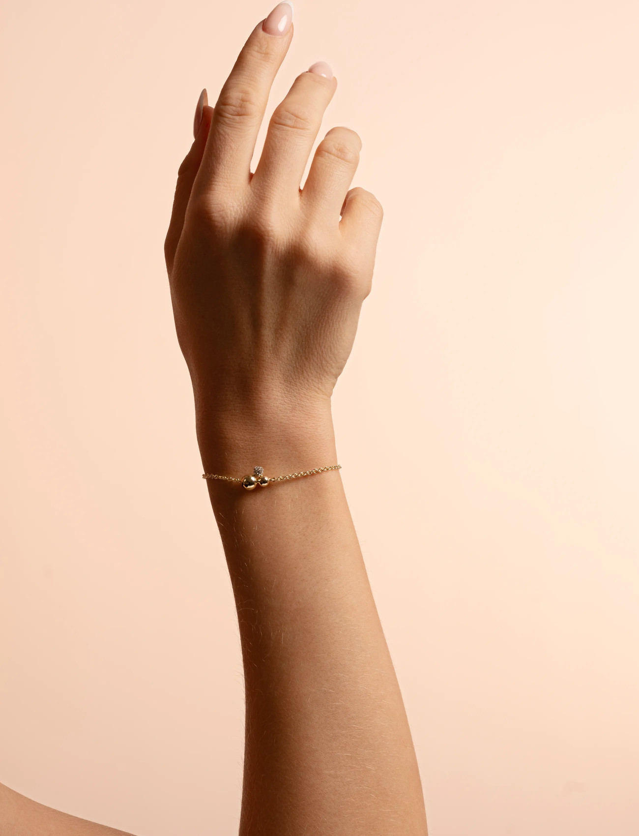 SNÖ of Sweden Bennet Tripple Brace G/Clear-Onesize, One Size, Gold, Armbånd > Kædearmbånd, Dame