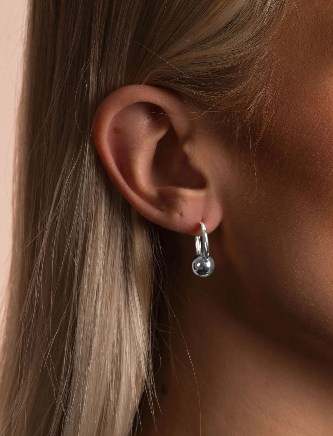 SNÖ of Sweden Bennet Ring Ear Plain S-Onesize, One Size, Silver, Øreringe > Creoler, Dame