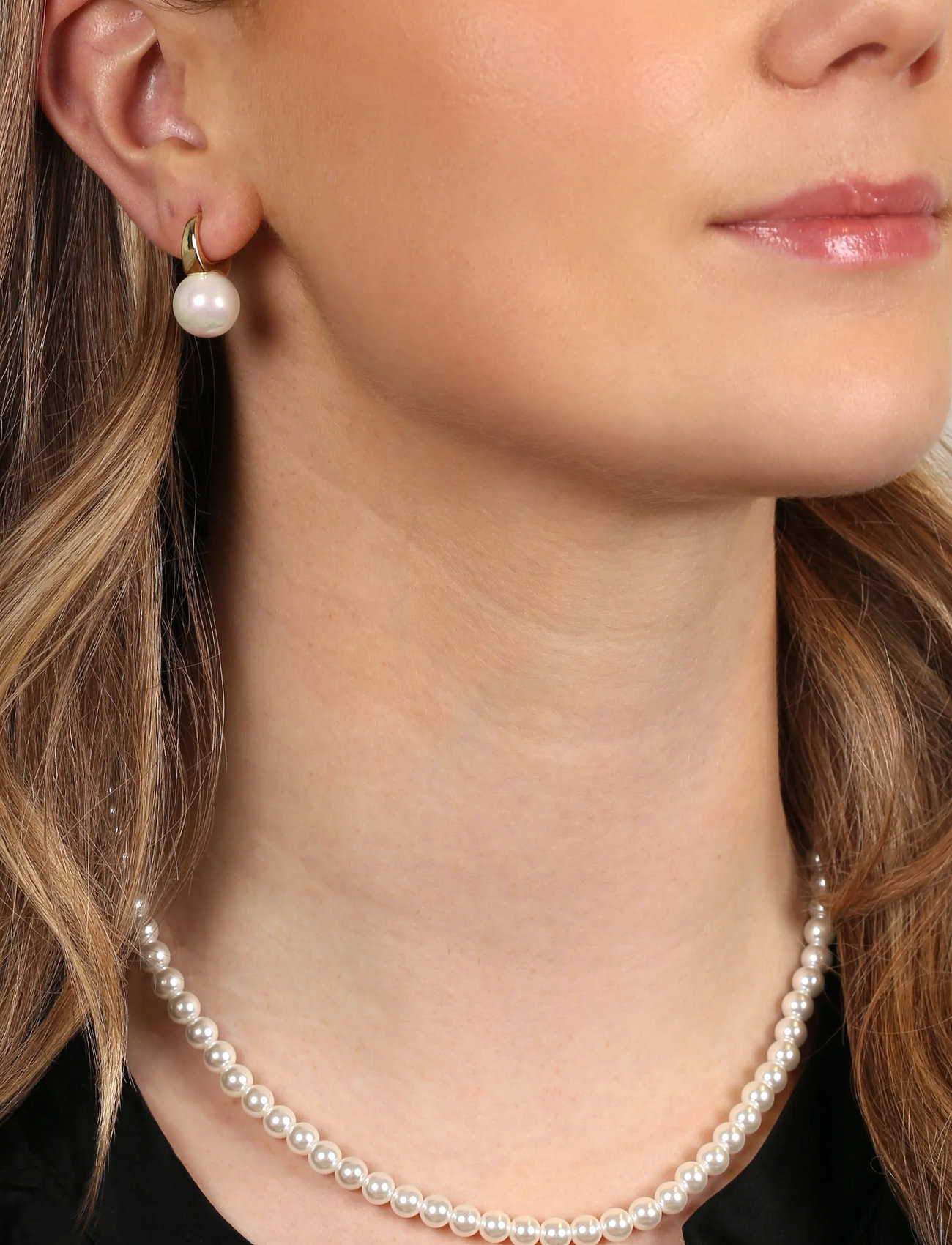 SNÖ of Sweden Gracie Short Ear, One Size, Gold, Øreringe > Creoler, Dame