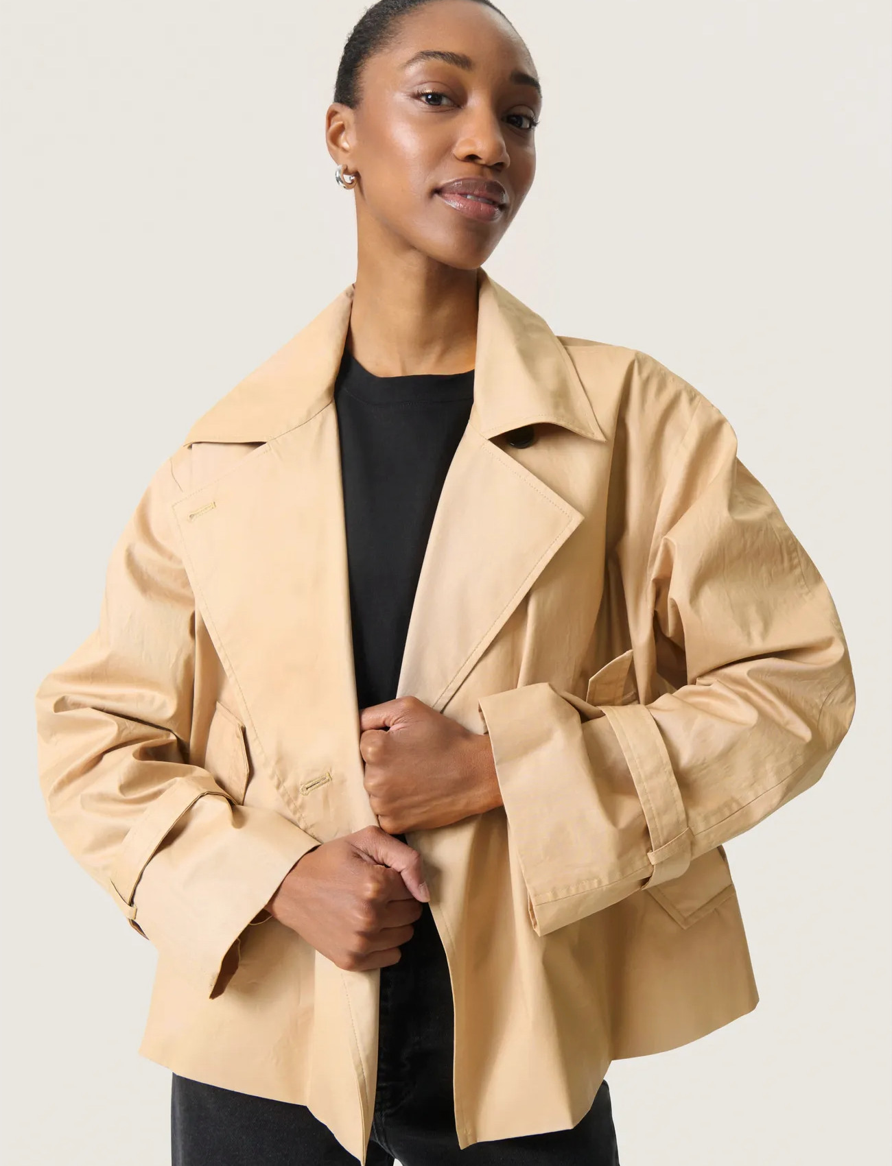 Soaked in Luxury Slfavne Short Trench Coat, XL, Beige, Jakker > Let Sommerjakke, Dame