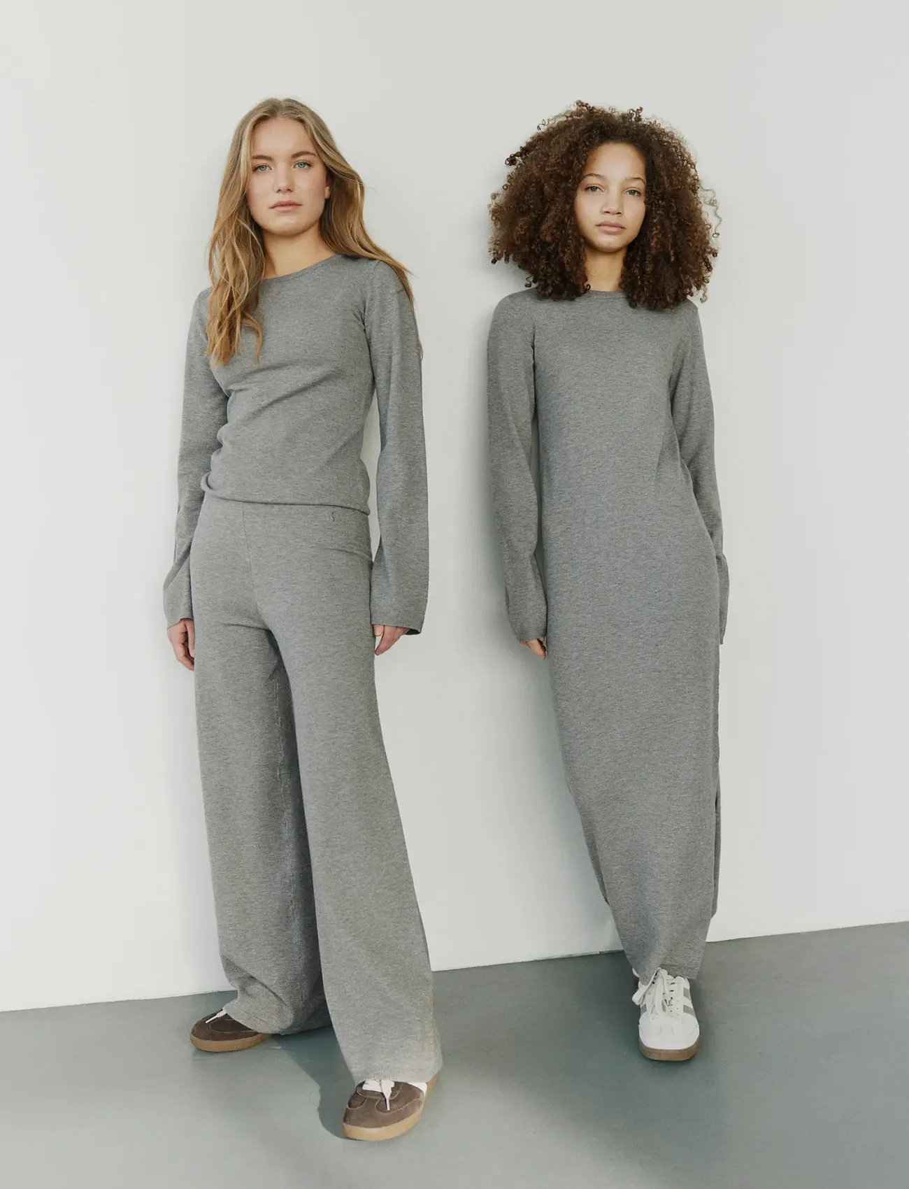Sofie Schnoor Young Vulasy Trousers, 152, Grey, Underdele > Bukser, Børn