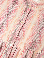 Sofie Schnoor - Dress - skjortekjoler - off white pink - 2