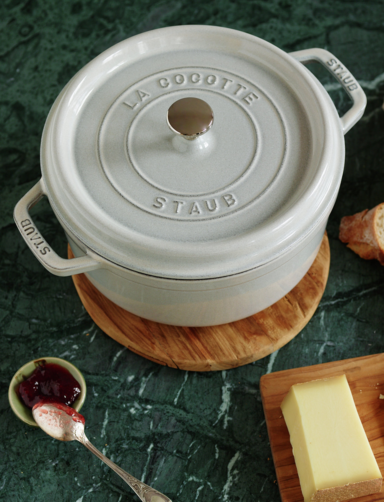 STAUB La Cocotte - Round Cast Iron, 5.2L, Grey, Gryder & Pander > Bradepander, Unisex