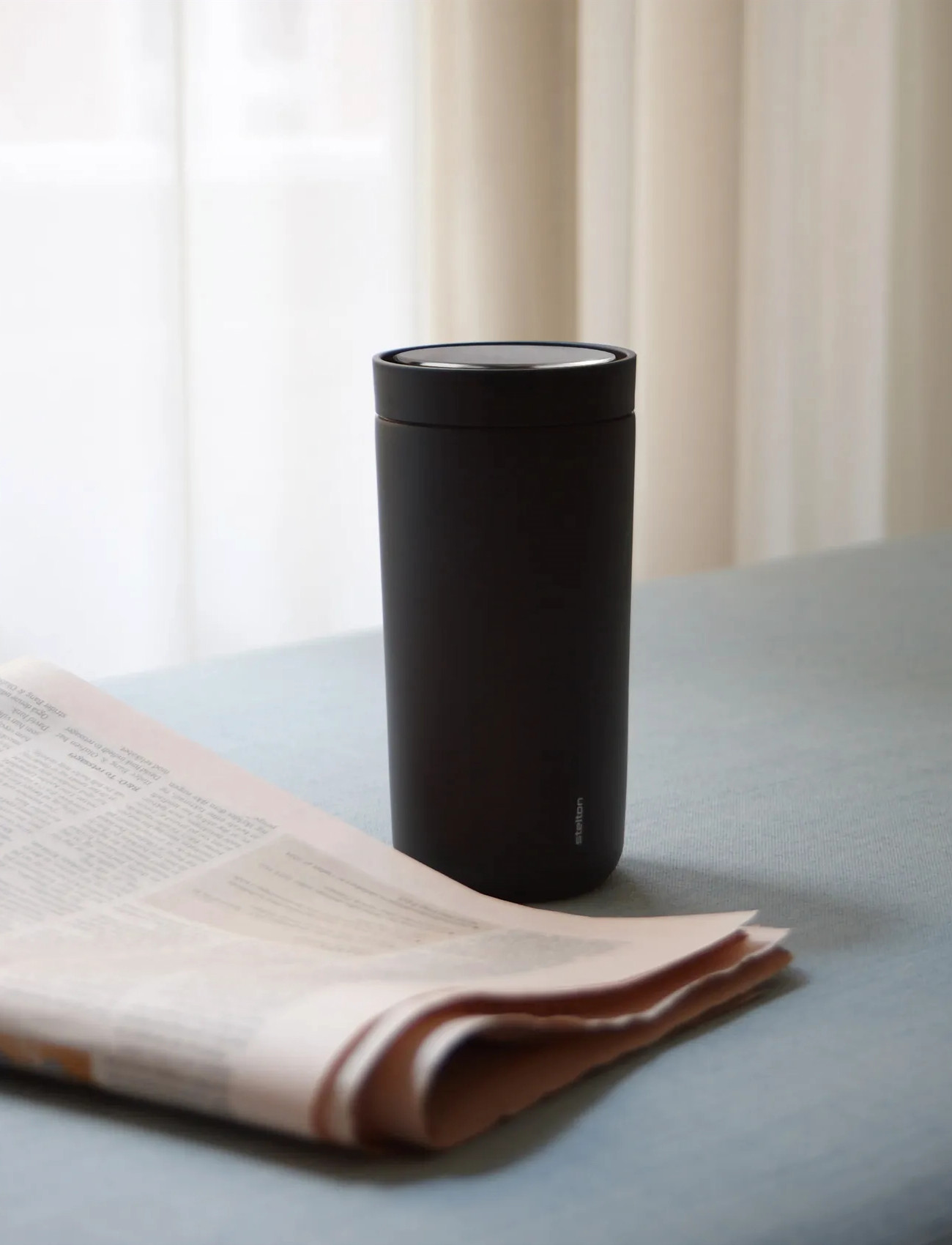 Stelton To Go Click Termokop 0.4 L. Soft Black, 0.4 L, Black, Kopper Og Krus > Termokopper, Unisex