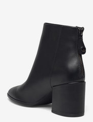 steve madden jillian boot