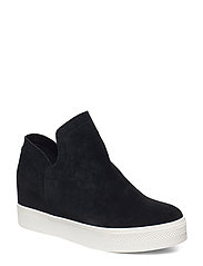 wrangle black suede
